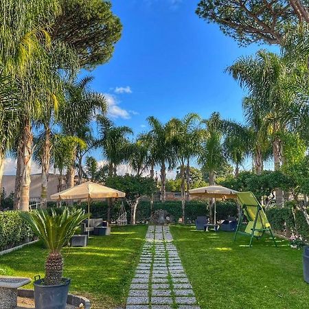 B&B Green Oasis Помпей Екстериор снимка
